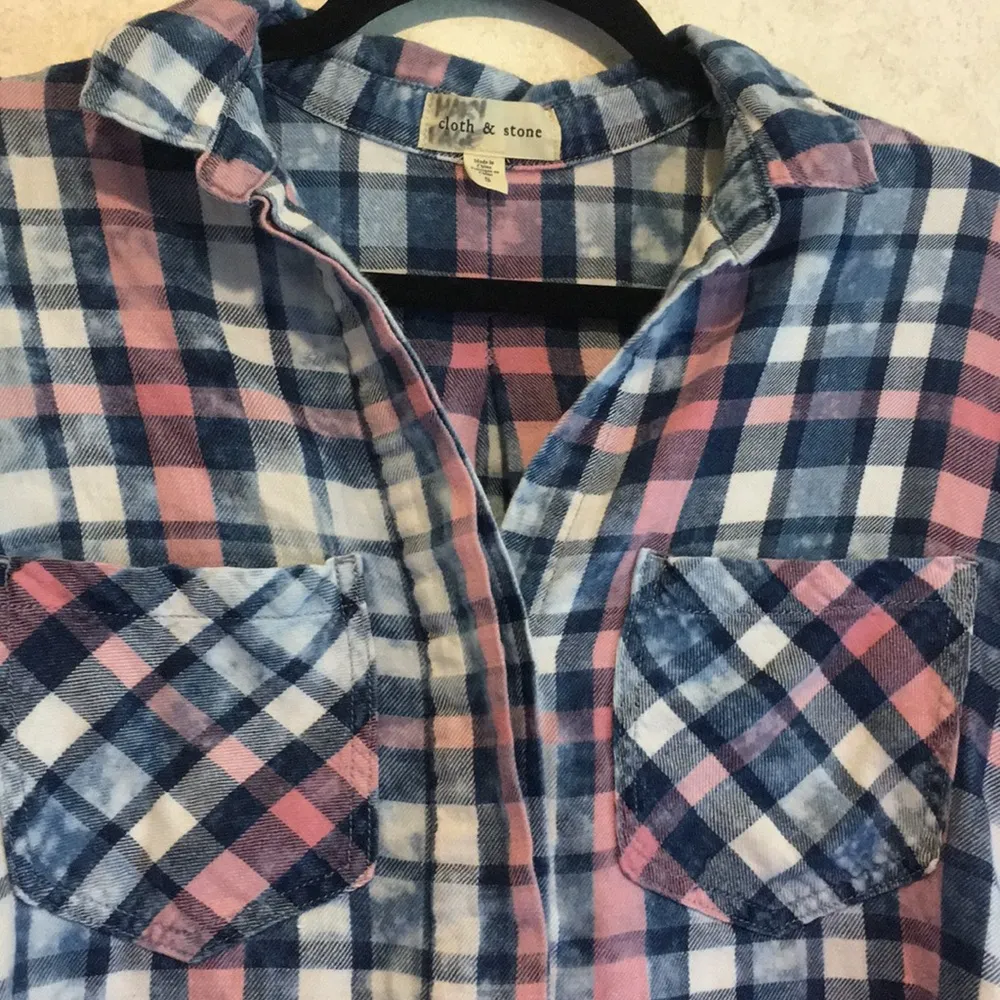 Anthropologie cloth and stone high lo slit flannel - Image 2