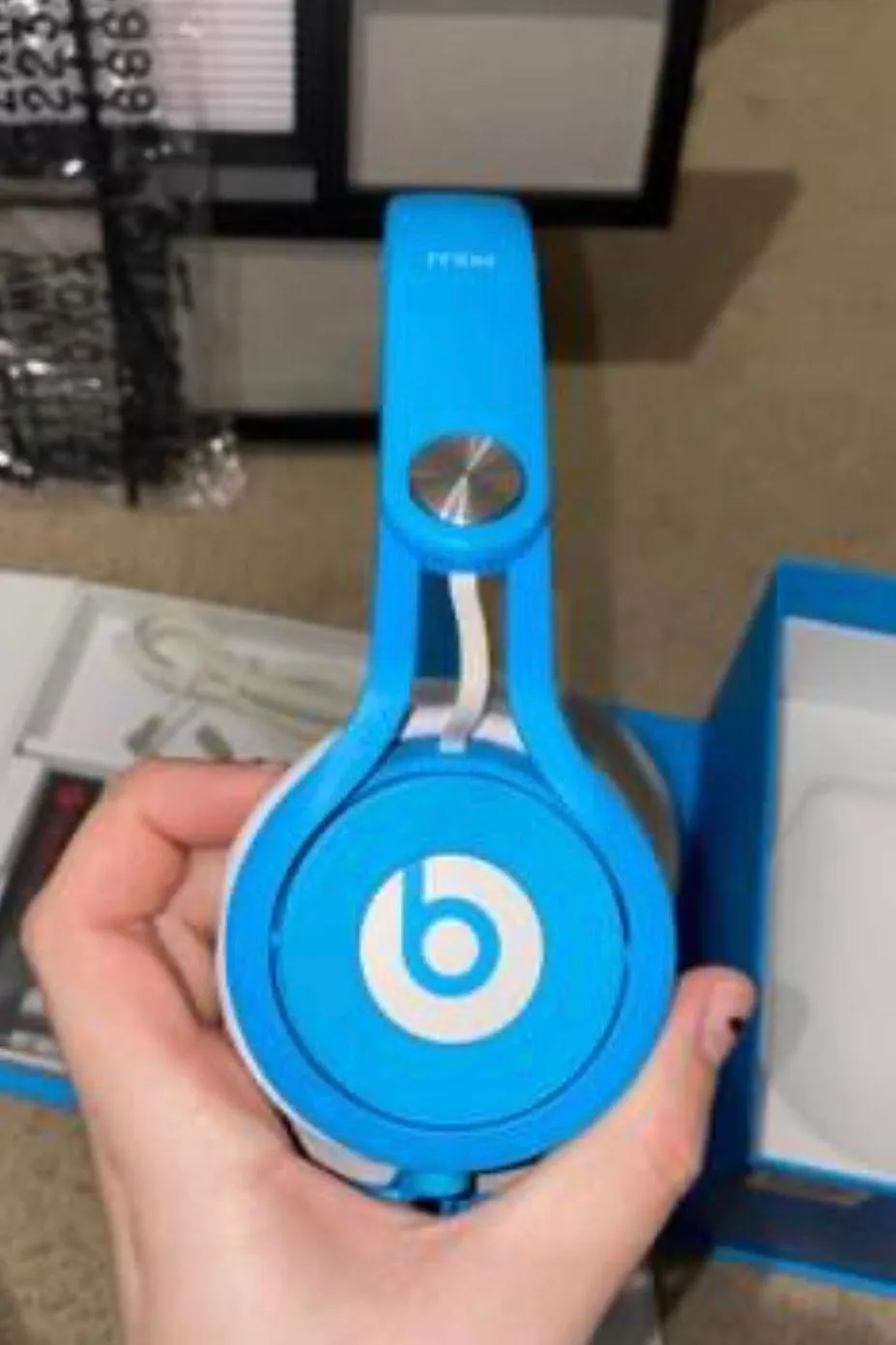 Beats by Dr. Dre Mixr Headphones - Image 2