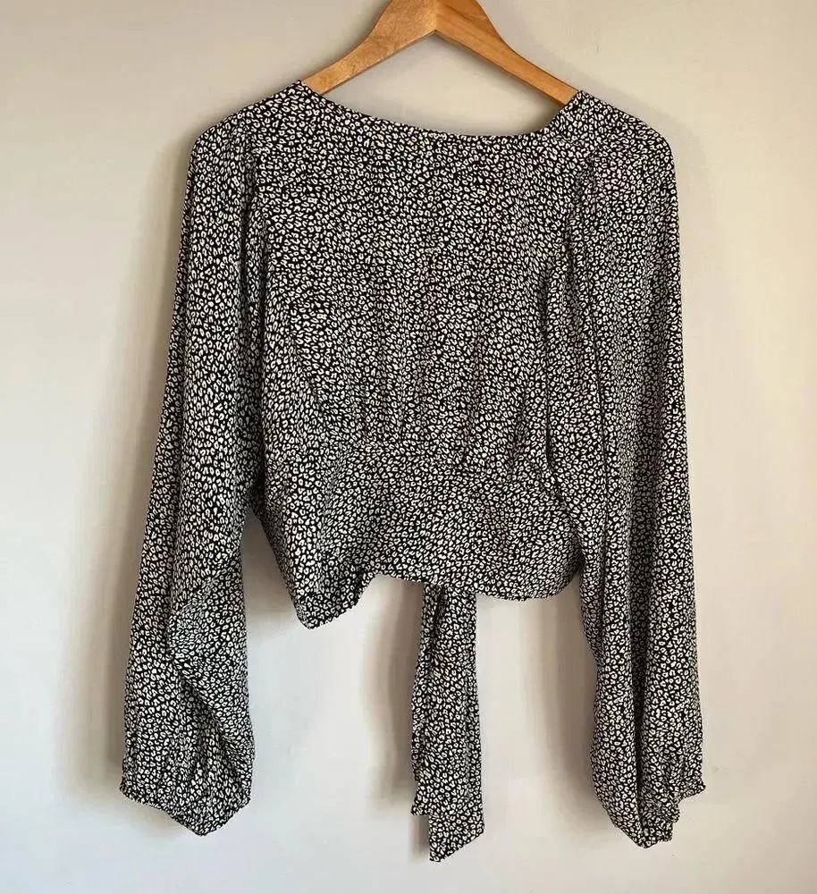 NWT Princess Polly NEW MOOD TOP BLACK - Image 4