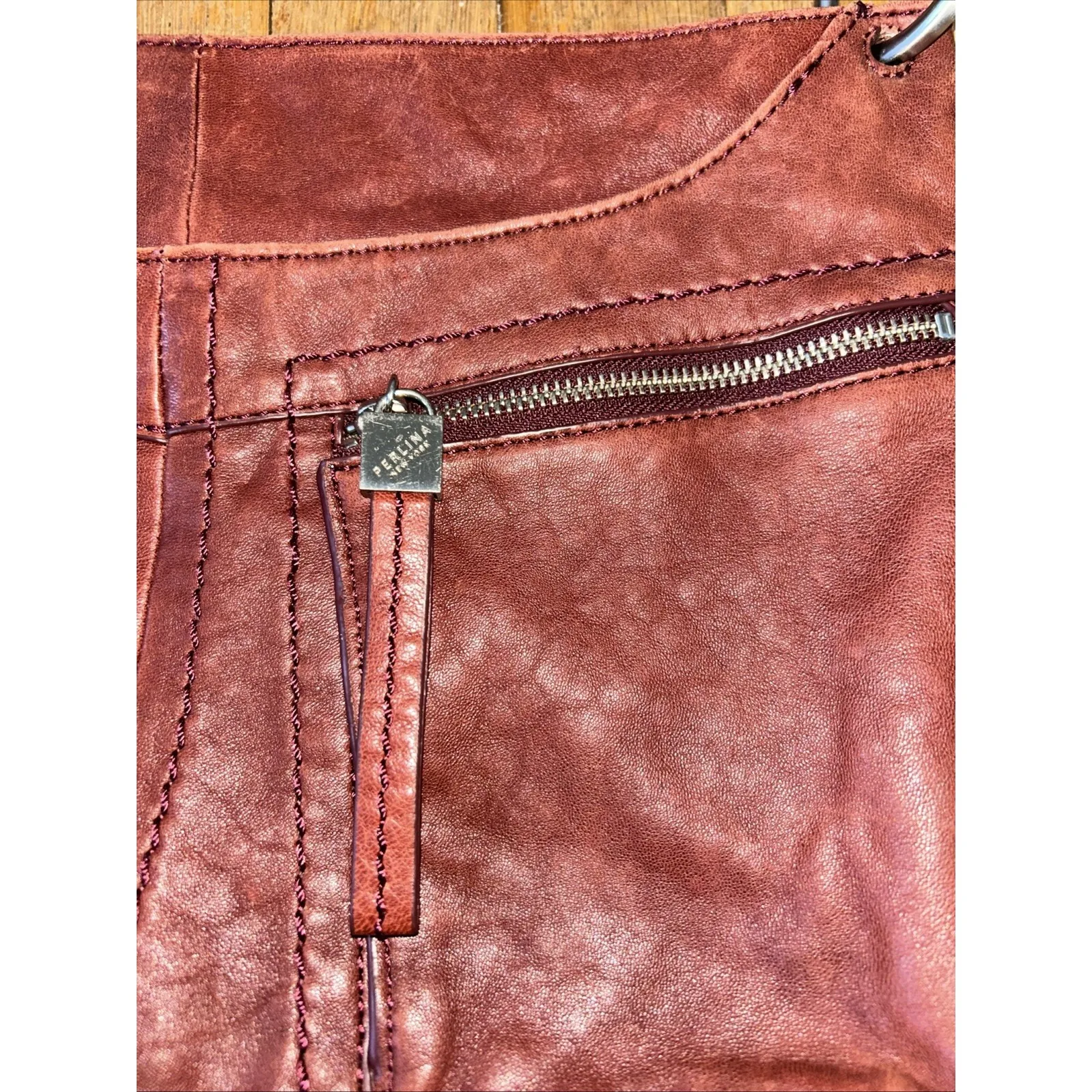 Perlina New York Genuine Leather Handbag Purse Soft Subtle Pocketbook Great Cond - Image 2