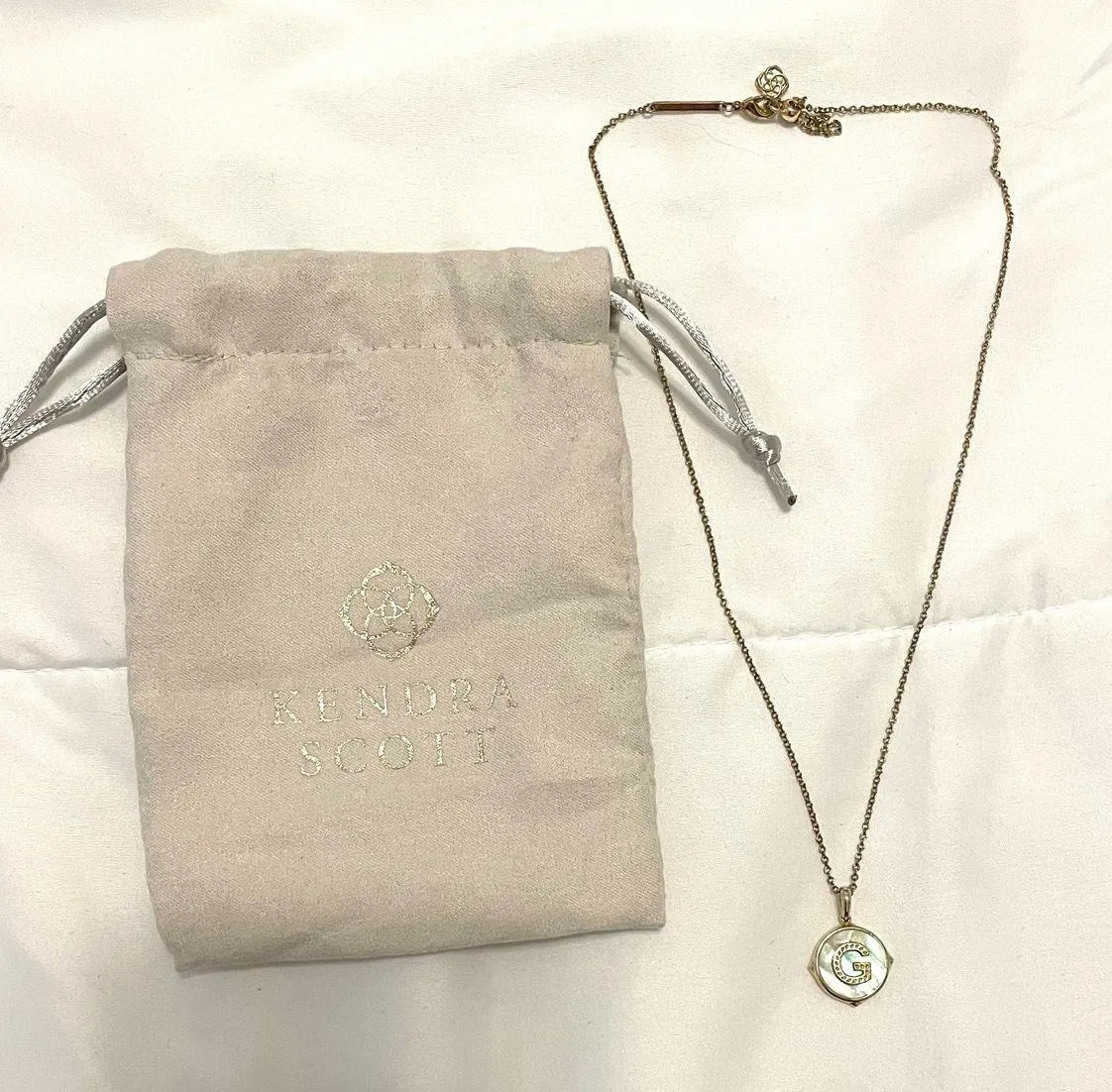 Kendra Scott Reversible G Necklace - Image 2