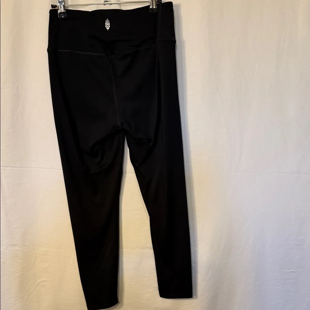 FP Movement by Free People Black Leggings Size M - Image 8