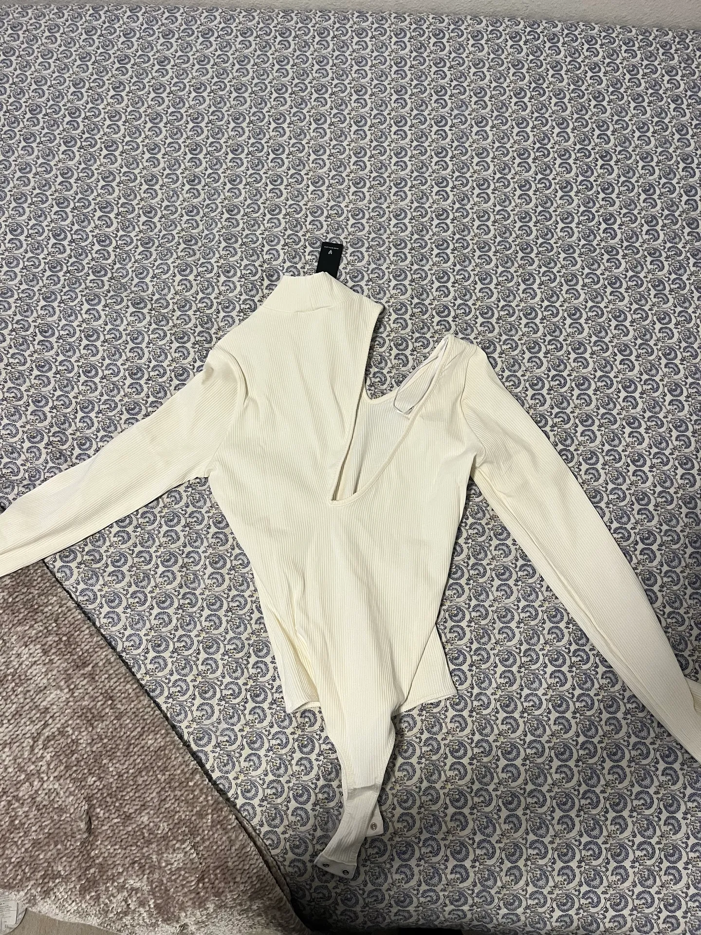 Lulus Bodysuit - Image 2