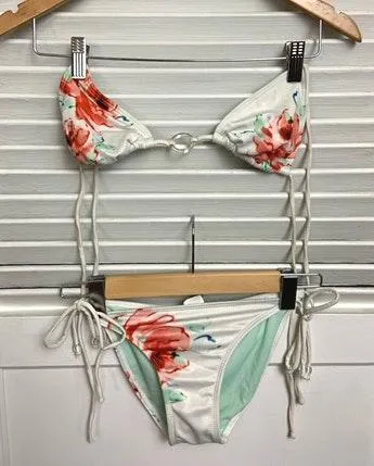 XS  white rose red floral string bikini - Image 2