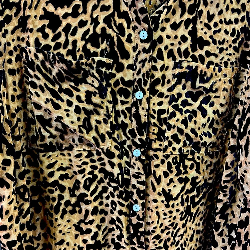 Intro Black Brown Cheetah Print Button Up Double Pocket Blouse Top Plus Size 2X - Image 10