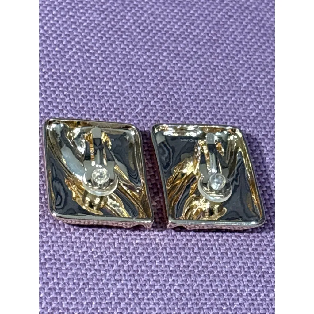 Lili Claspe Adva Clip On Earrings in Gold New Womens Jewelry - Image 5