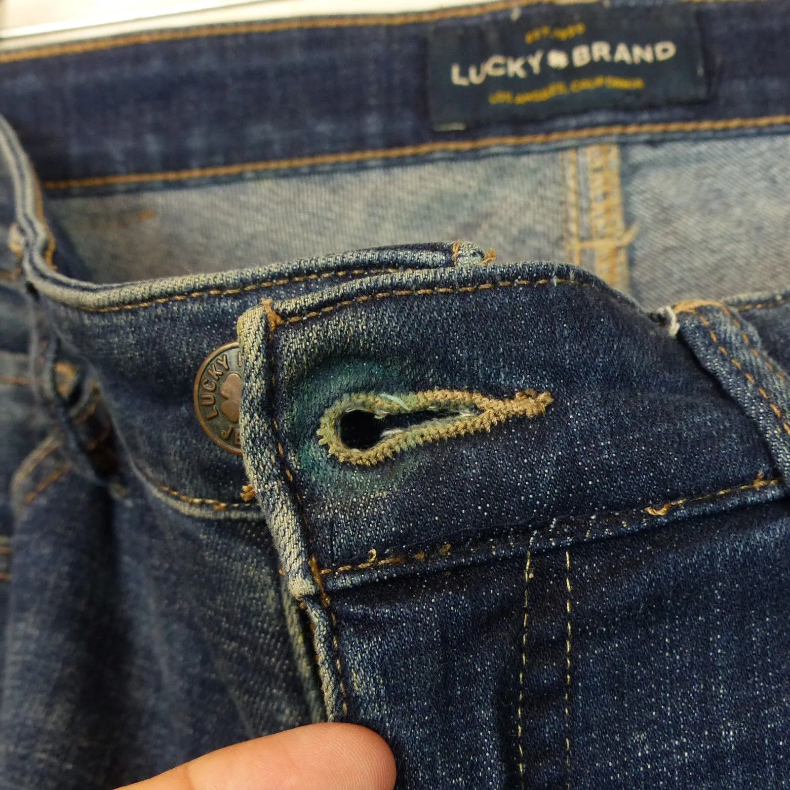 Lucky Brand Jeans Womens 6/28 Blue Denim Mid Rise Ava Crop Raw Hem 30.5X26.25 - Image 8