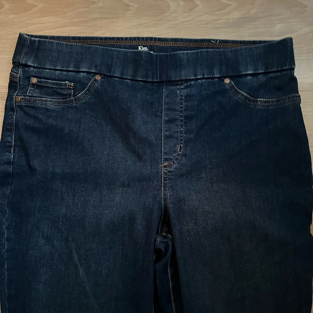 Kim Rogers Women's Deep Indigo Tummy Control Straight Leg Jeans Size 14 - Image 2