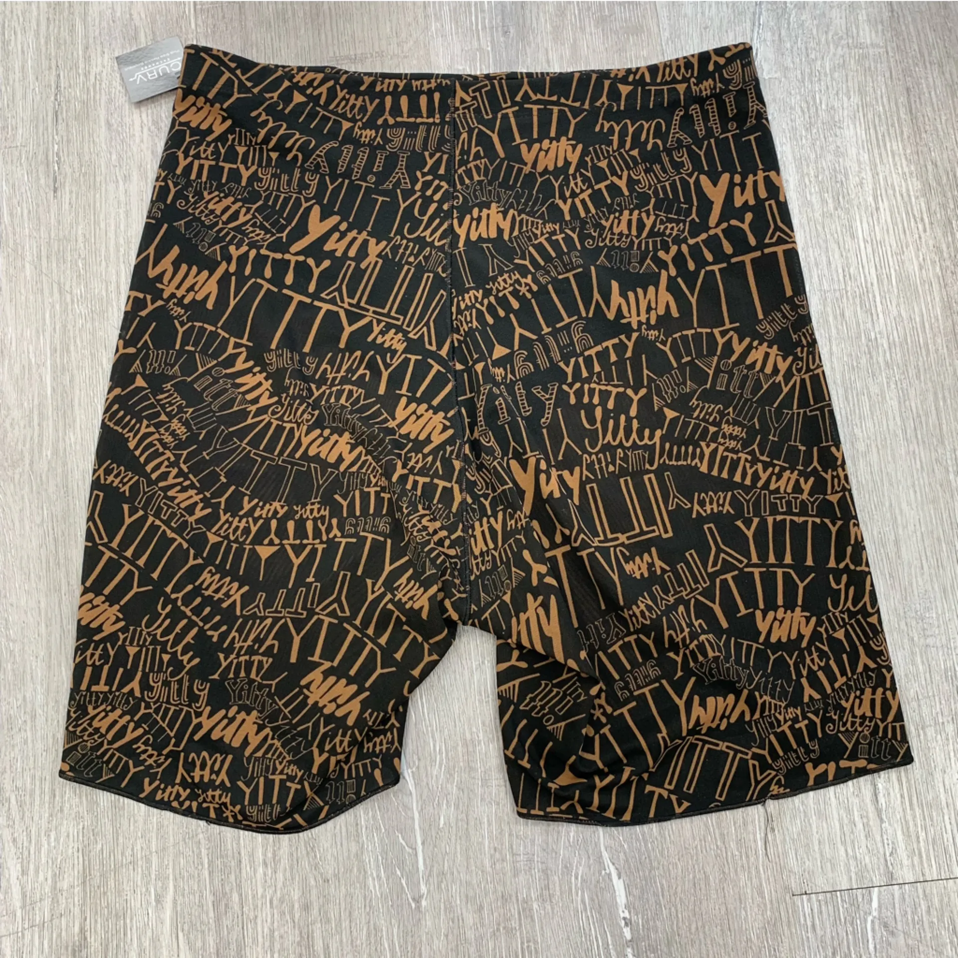 Yitty by Fabletics Mesh Me Smoothing High Waisted Shorts. Size 2X - Image 3