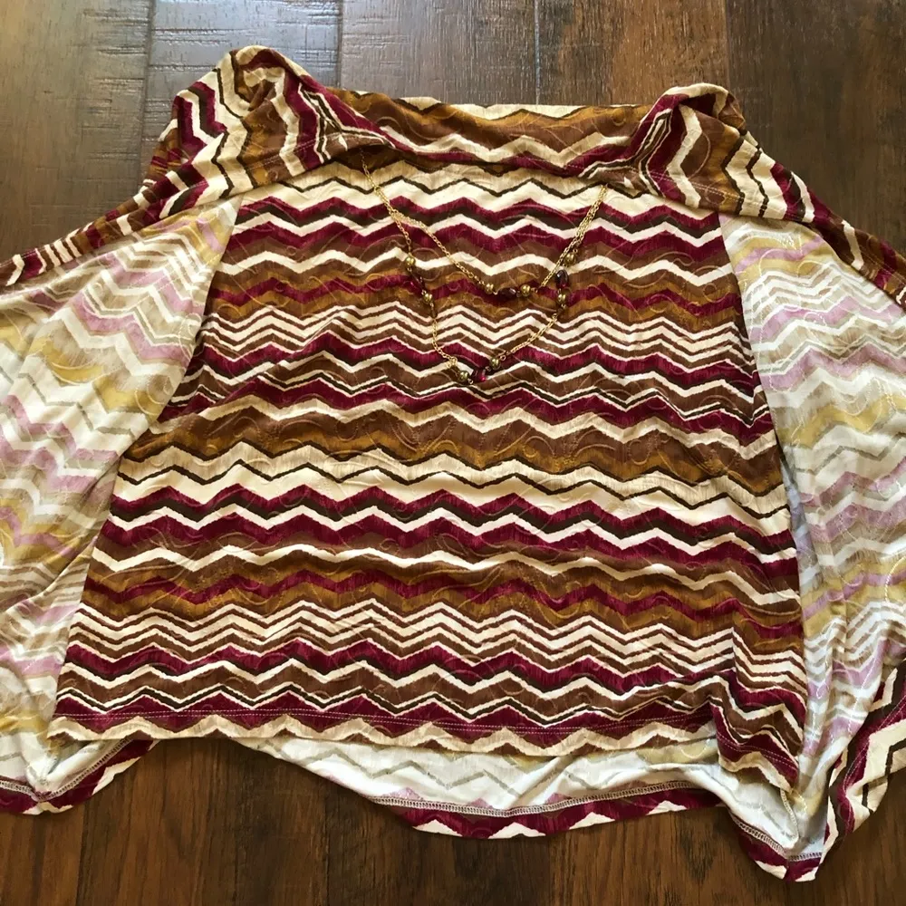 ALFRED DUNNER - all in one top/cardigan/necklace - Image 4