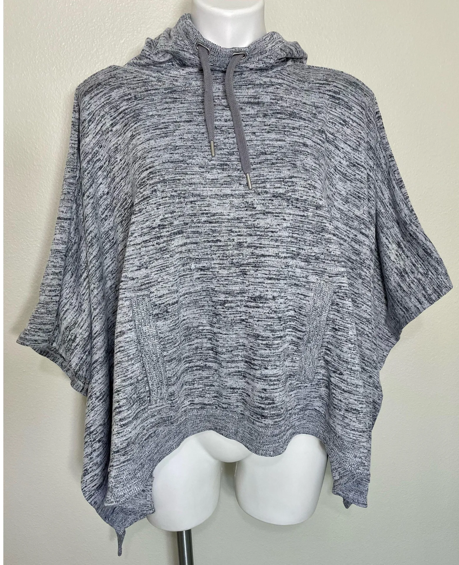 Heathered Grey Blissful Techie Poncho - Image 3