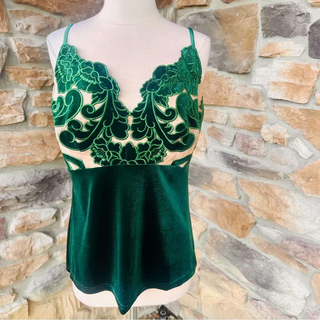 Boston Proper Elegant Green Velvet Camisole - Image 6
