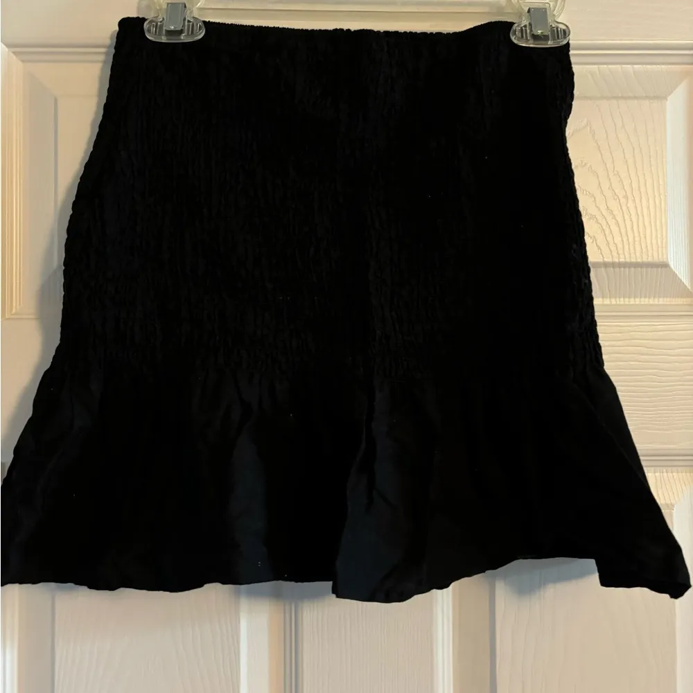 Rouched Peplum Black Skirt - Image 2