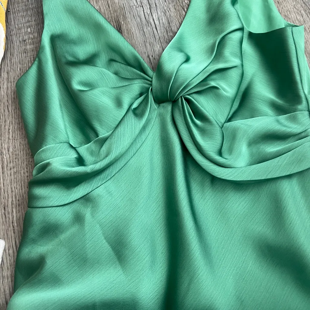 David’s bridal Elegant Green Sleeveless Dress midi size 10 - Image 9