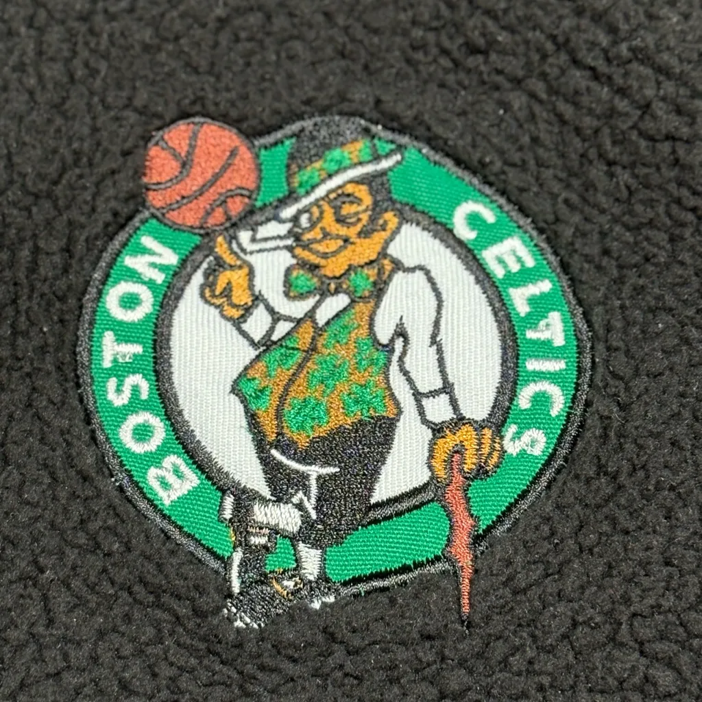 Authentic Ultra GAME Boston Celtics Embroidered Lettering Hoodie Womens Medium Black - Image 7