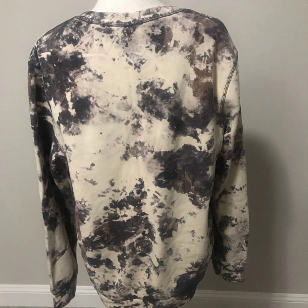“Every Girl needs a little Rip in her jeans” camo sweatshirt - Image 6