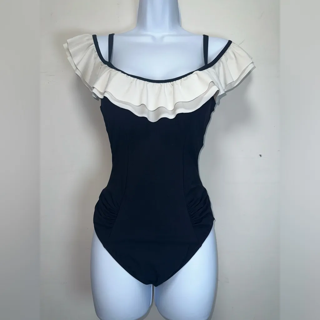 Profile Gottex‎ Ruffled Off Shoulder Ruched Black One Piece Swimsuit Size 6 - Image 6