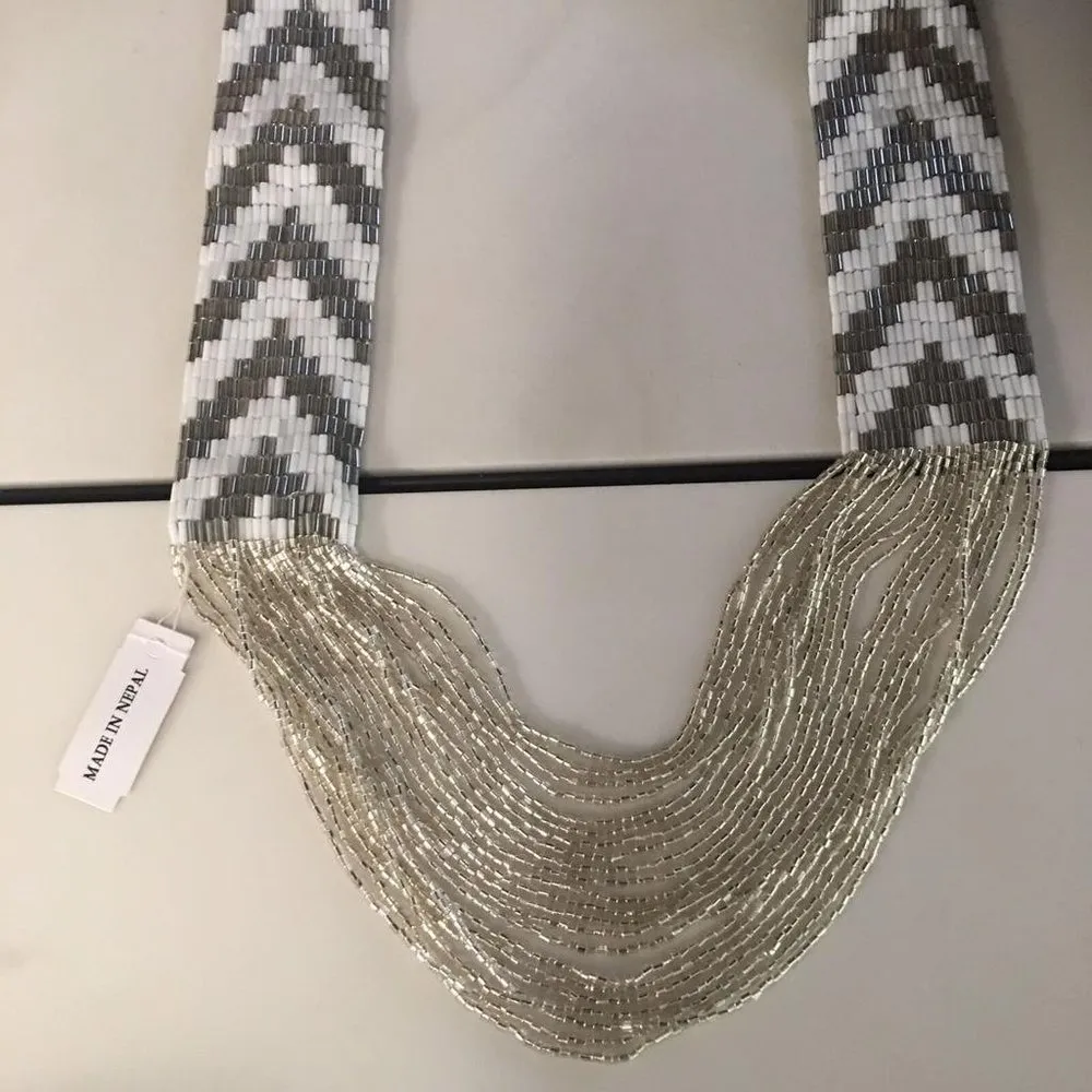 Women's Necklace Beaded New In Box - Image 3