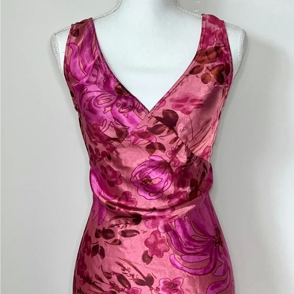 Vintage Charlotte Russe Satin Floral Dress - Image 4