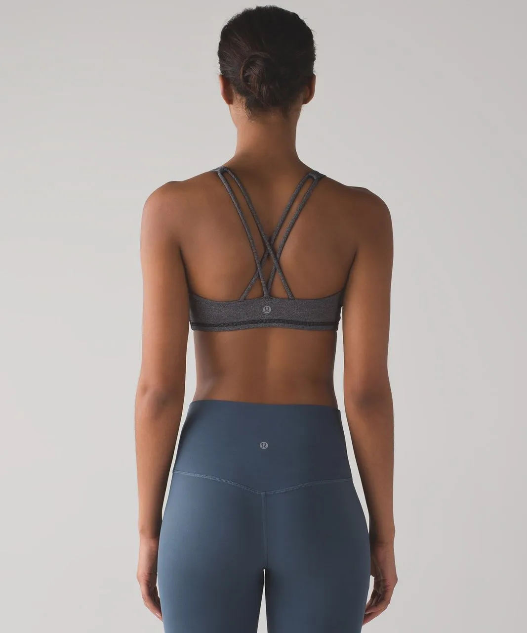 Lululemon Heathered Black Free To Be Bra Size 6 - Image 4