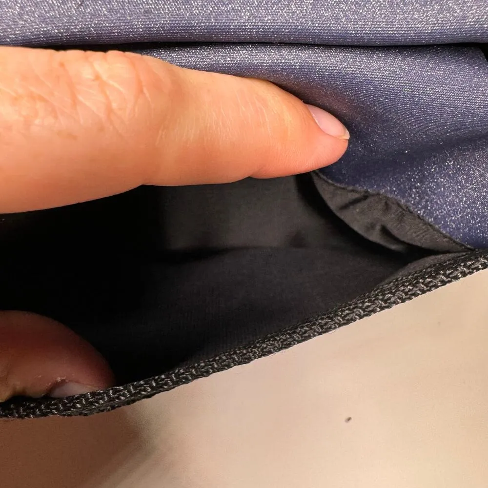 STAR Red Blue Star Print Crossbody Wallet Purse Vinyl Travel Organizer - Image 6