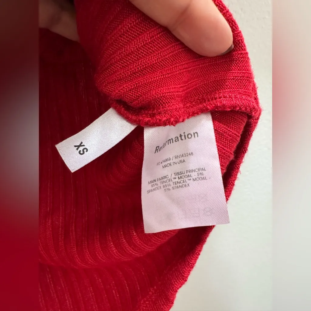 REFORMATION Nella Button Front Ribbed V-neck Top In Cherry XS - Image 4