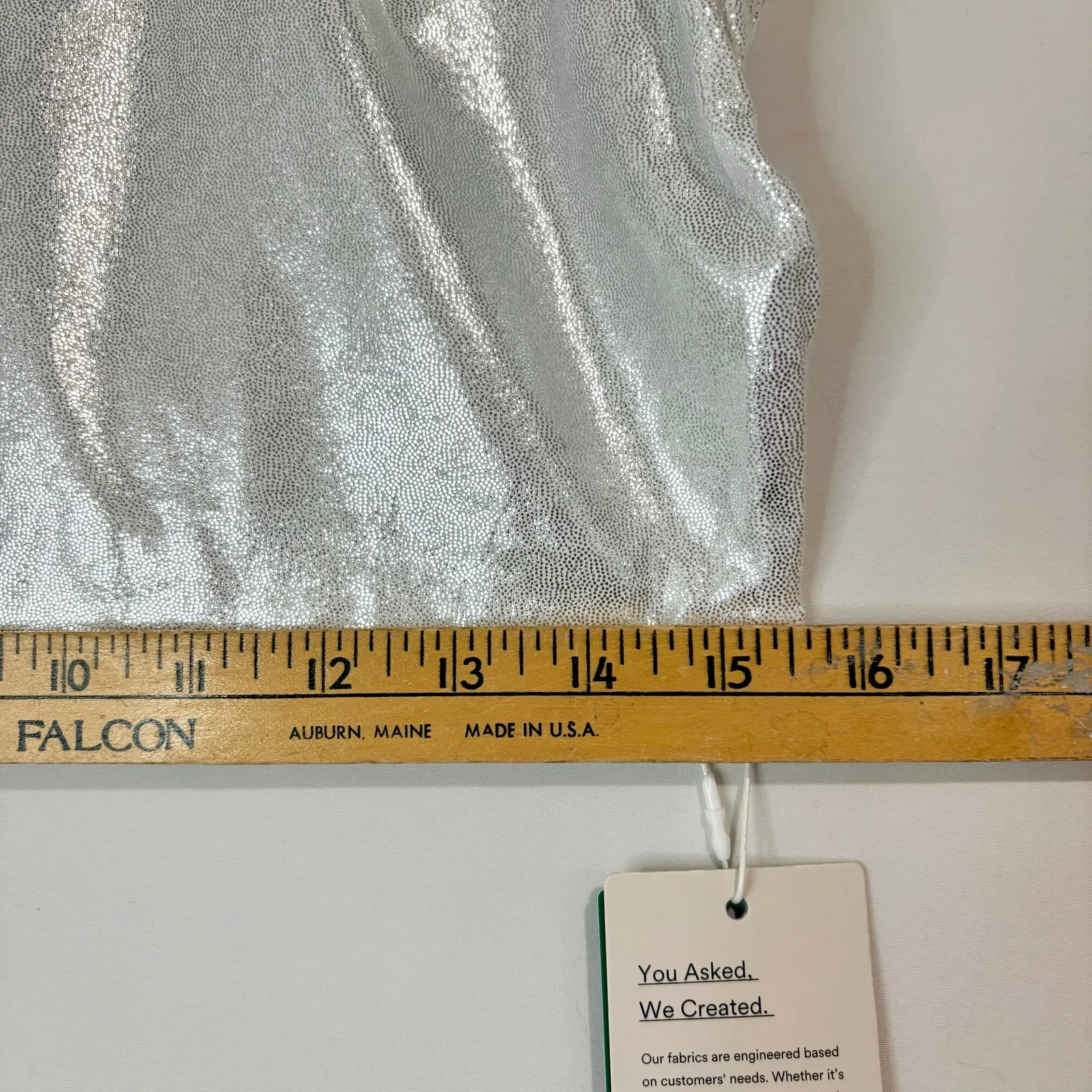 Halara Women’s Shiny Metallic Sleeveless Mockneck Crop Top Silver Size Large NWT - Image 7