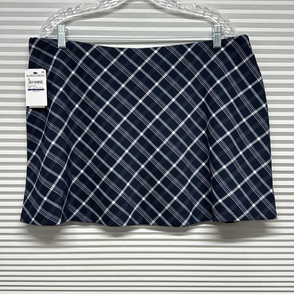BP. Button Front Wrap Mini Skirt in Navy Thicket Plaid Size XL - Image 5
