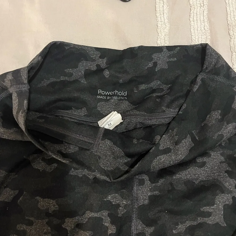 Fabletics High-Waisted Printed Powerhold 7/8 - Image 5