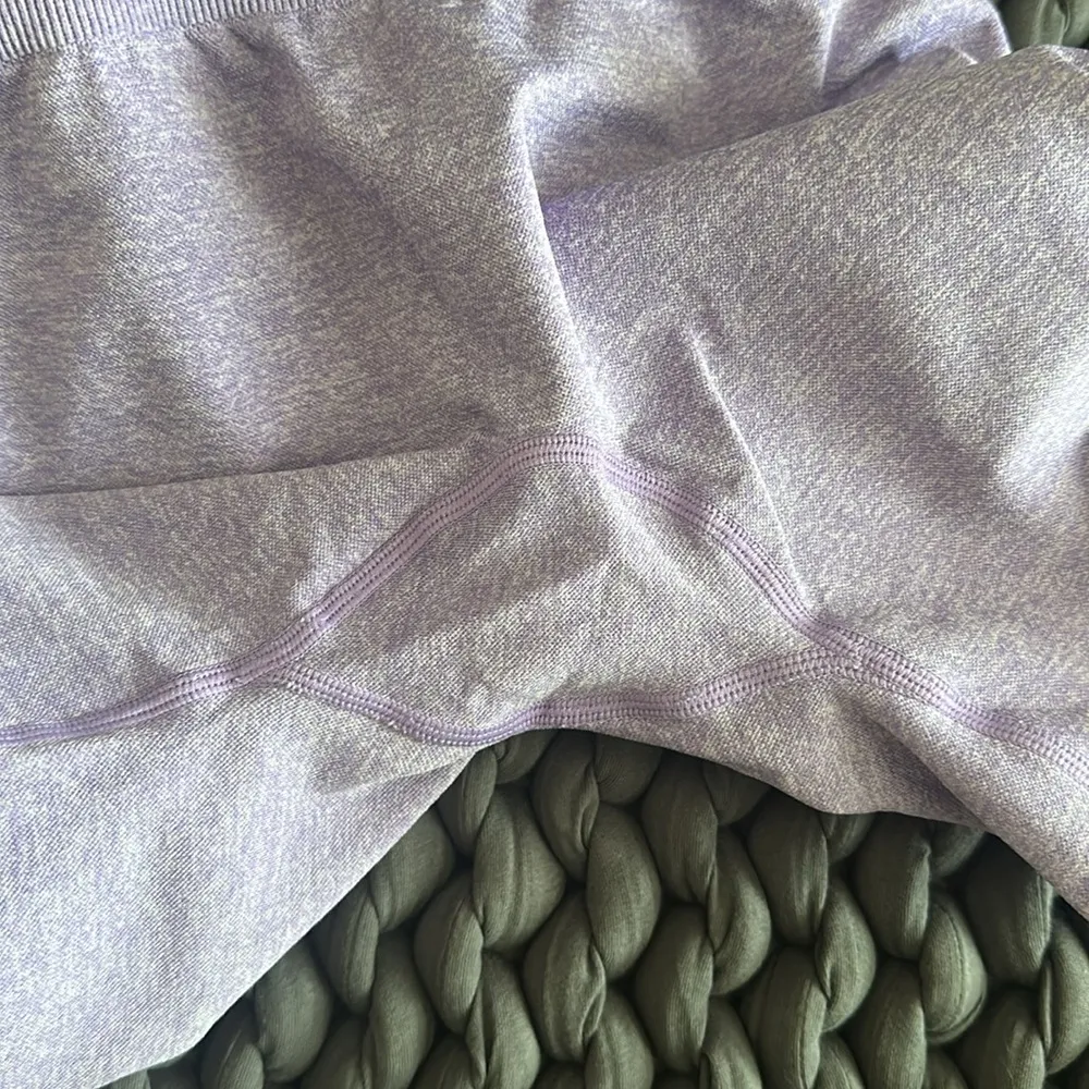 NVGTN Lilac Scrunch Seamless Shorts - Image 9