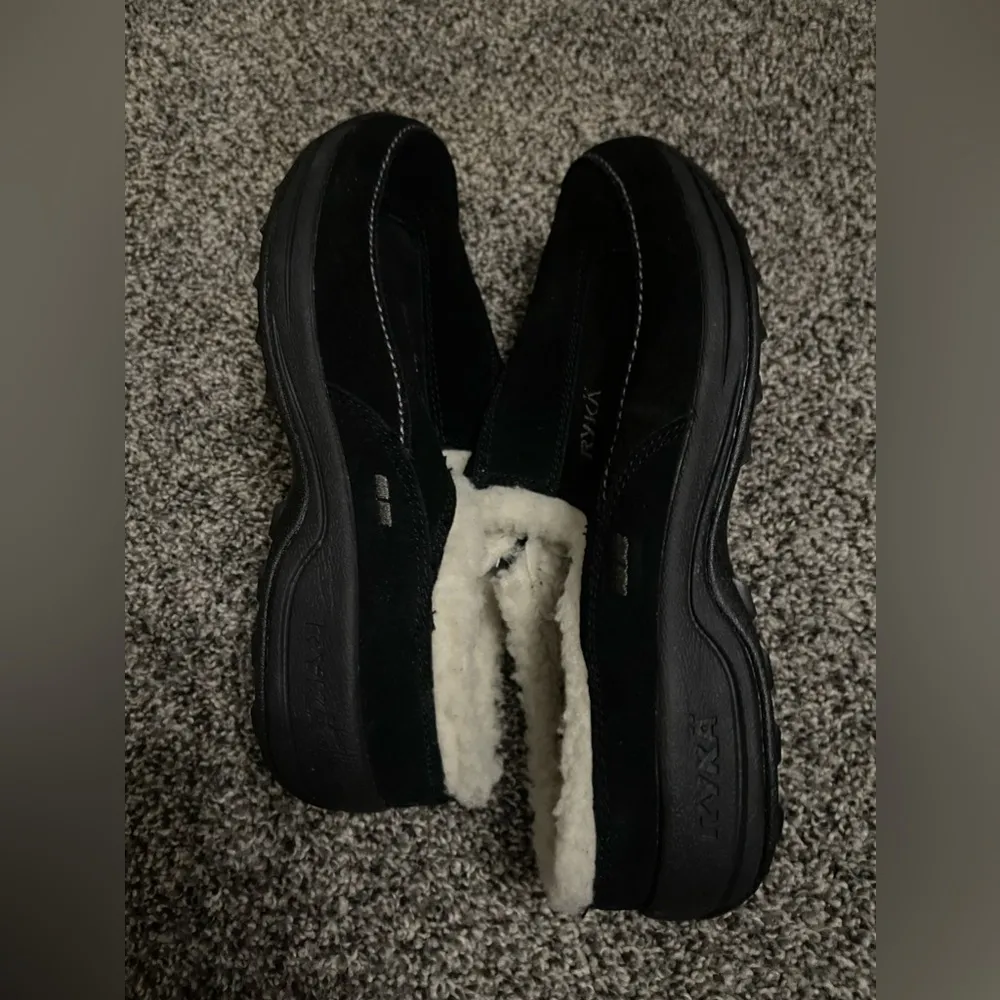 Ryka Black Fuzzy Lined Slip On Mule Clogs Slippers 10 - Image 6