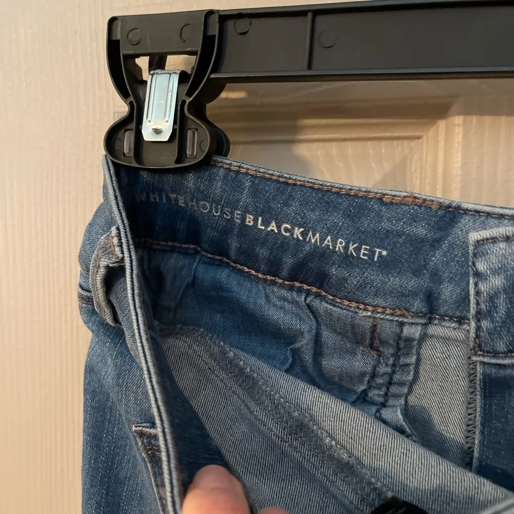 White House Black Market The Slim Crop medium wash mid-rise beaded jeans. Size 0 - Image 6