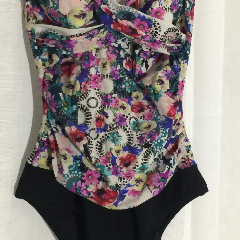 Profile by Gottex Fuji Floral Twist Front One Piece Swimsuit 6 - Image 5