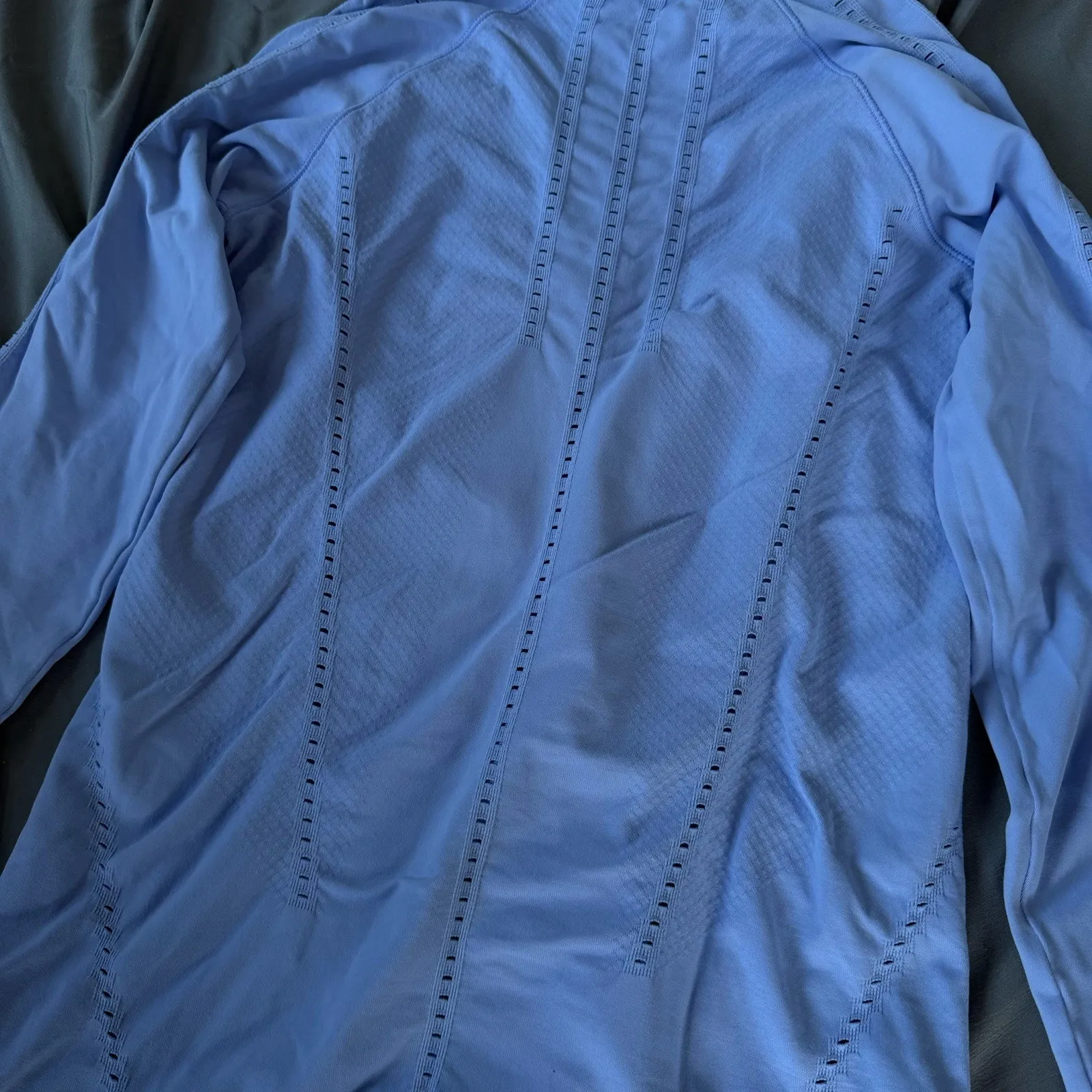 Athleta Foothill Seamless Long Sleeve Tee Shirt Periwinkle XS Cutouts Nylon Gym - Image 5