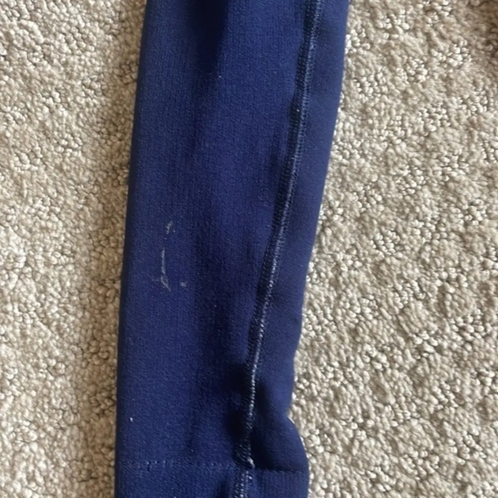 Athleta Navy Blue Activewear Set - Image 7