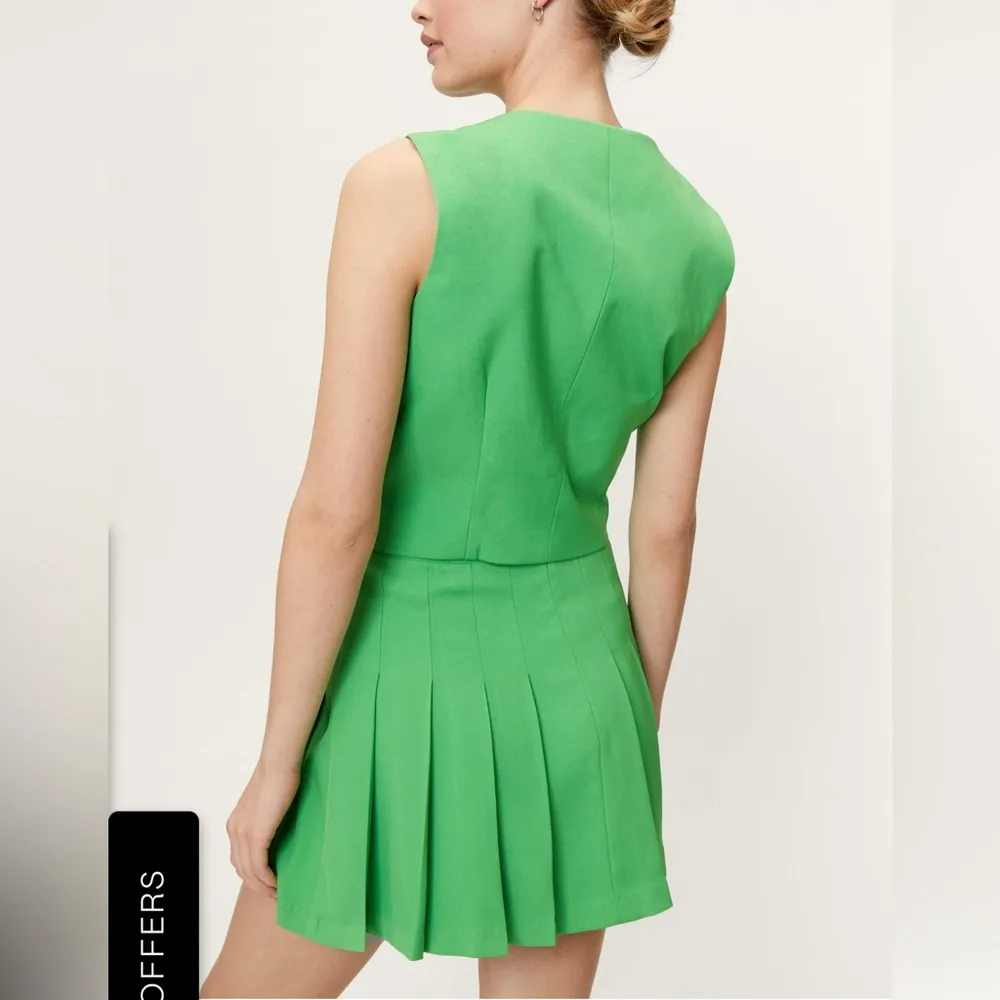 Nasty gal fitted Vibrant Green Pleated tennis skirt size 10 - Image 3