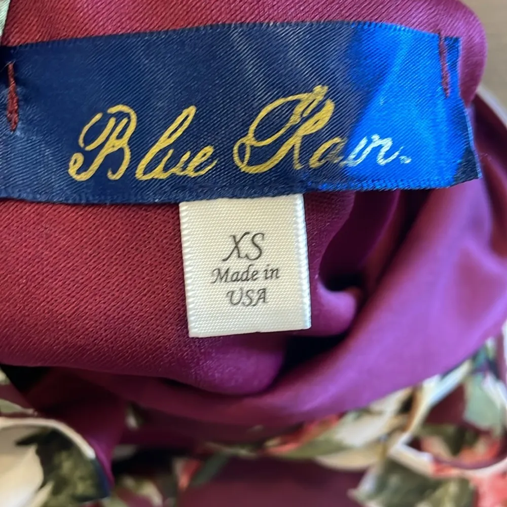 Francesca’s Burgundy Floral Dress - Size XS - Image 4