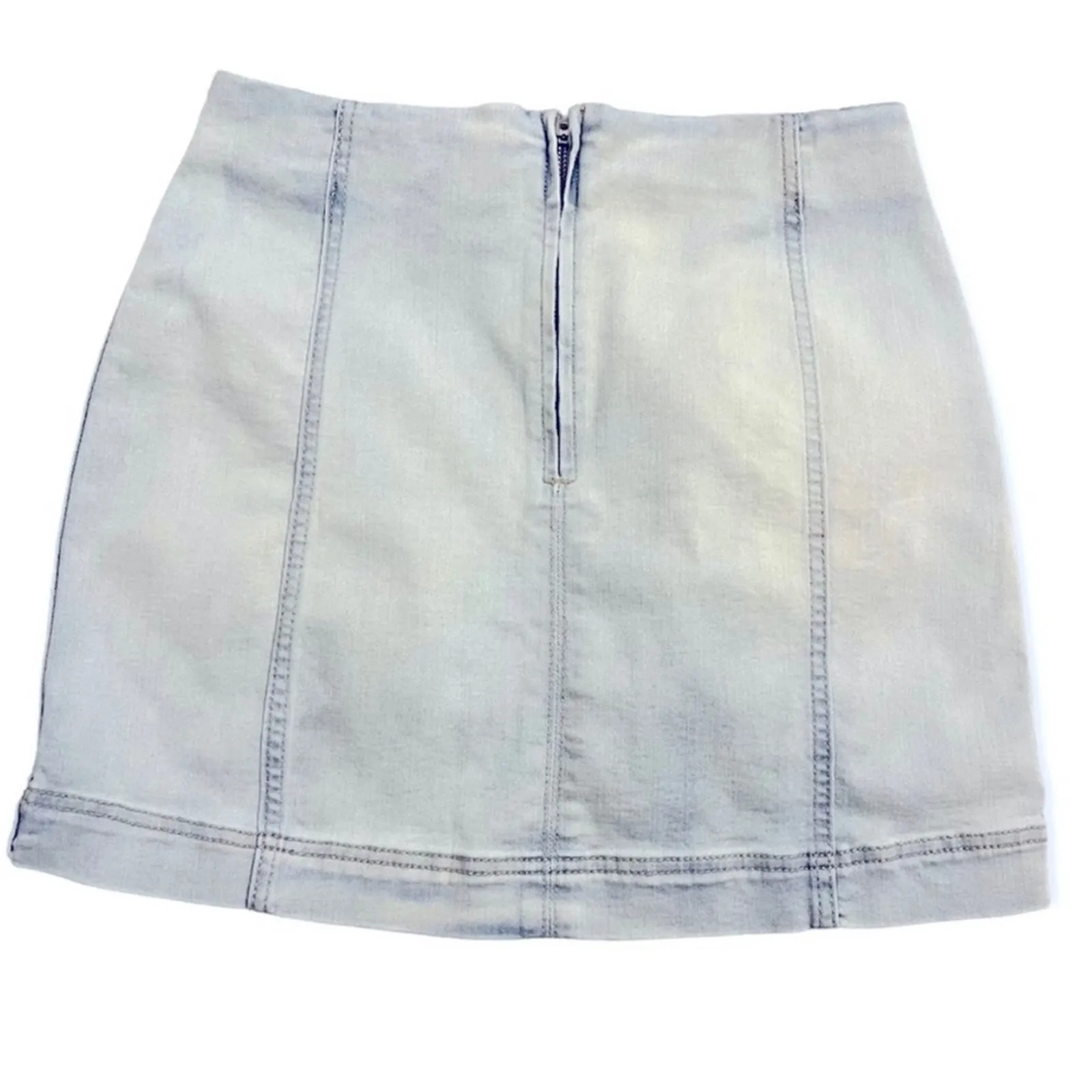 Wild Fable Women's Light Wash Denim Skirt Sz 6 - Image 4