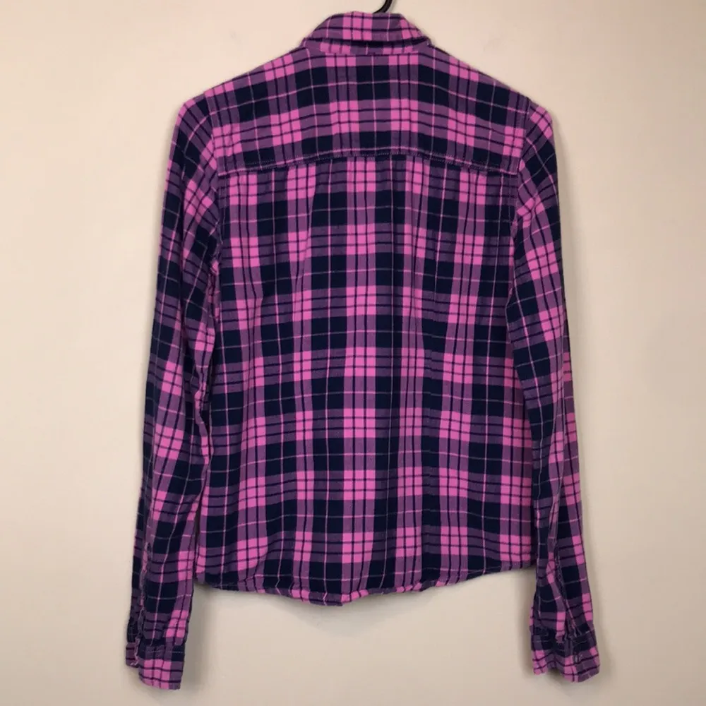 Abercrombie & Fitch Women’s Plaid Flannel Pink Blue Button-Up Long Sleeve Shirt - Image 6