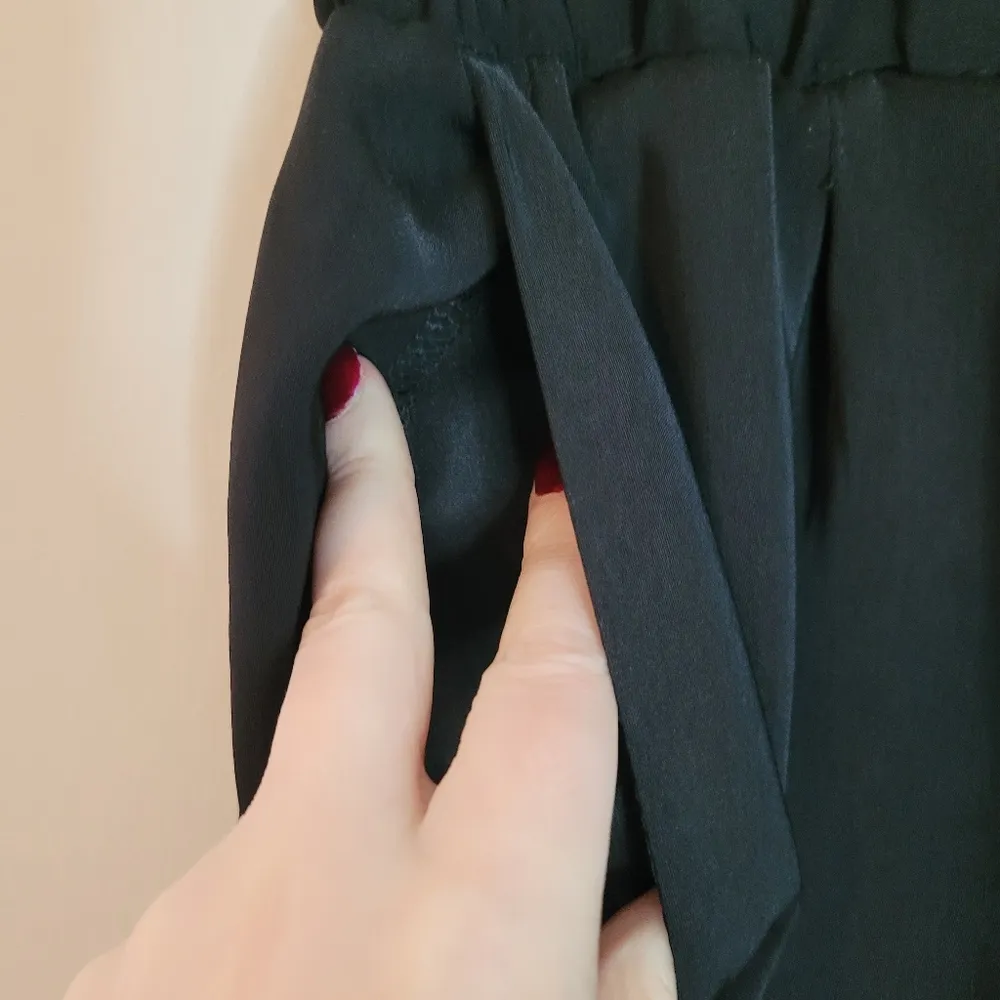 Stradivarius Black Paperbag Waist Pants - Image 6