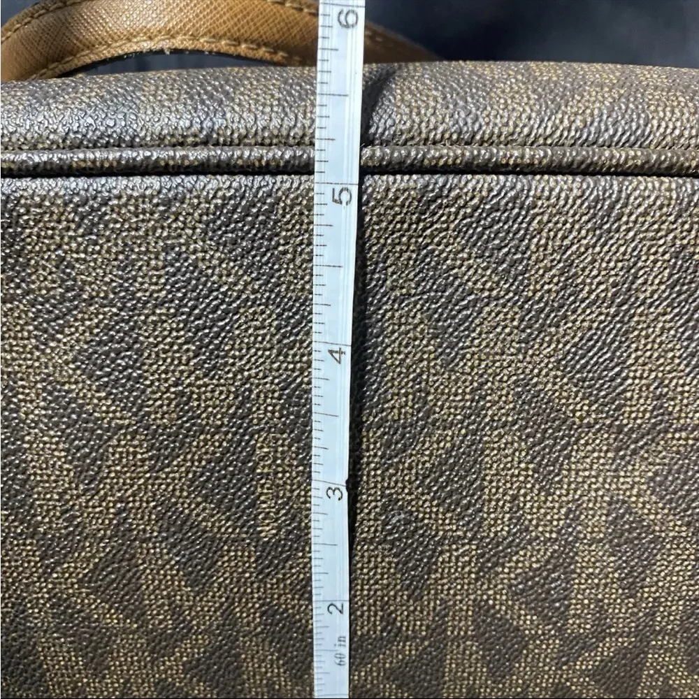 Michael Kors Jet Set Medium Monogram Pocket ToteBag Brown Coated Canvas - Image 9