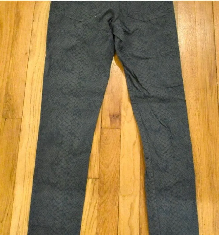 Mossimo snake scale Denim leggings size 2 - Image 5