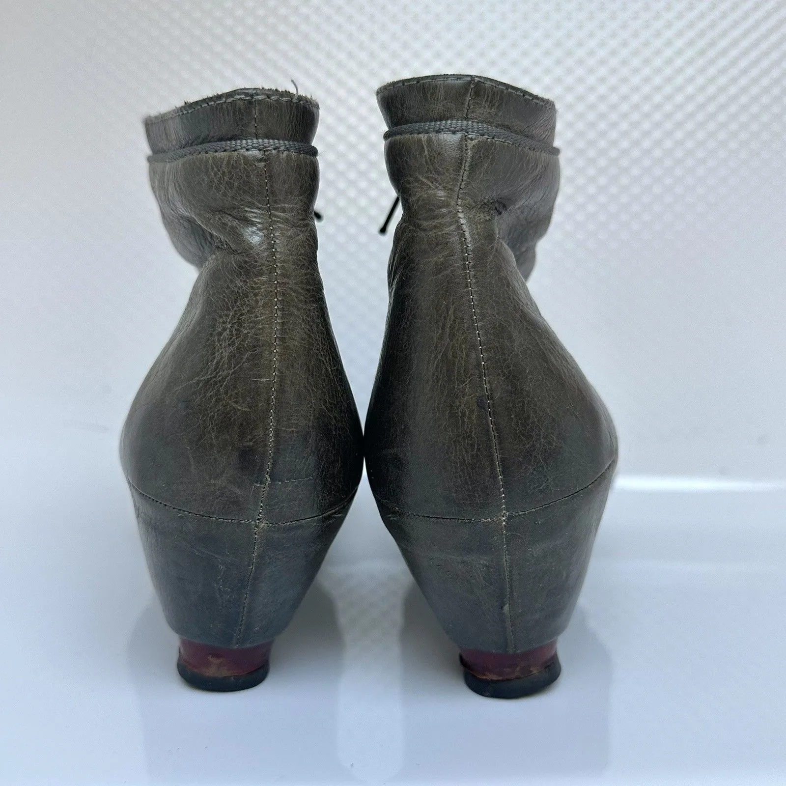 Vialis Ankle Boots 9.5 Green Leather Fairy Fantasy Zip Closure Spool Heel - Image 5