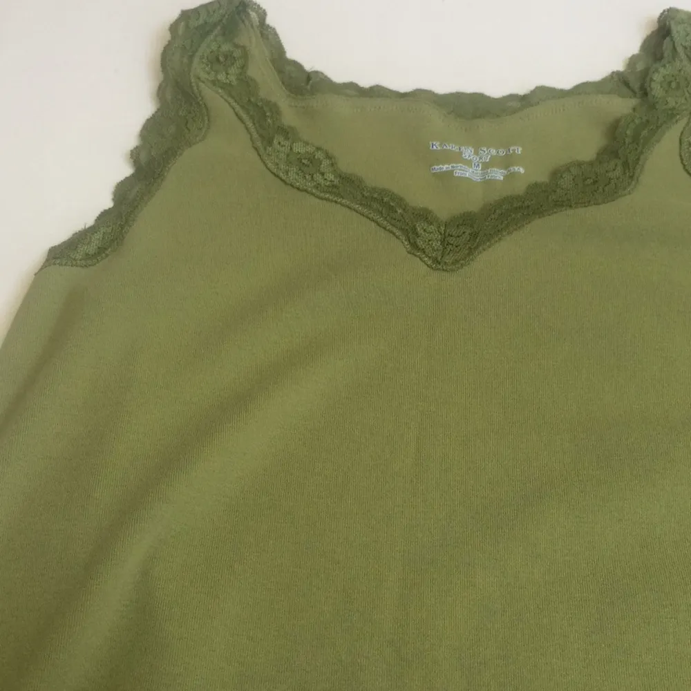 FINAL MARKDOWN Ladies lace trim Karen Scott tank top medium - Image 3