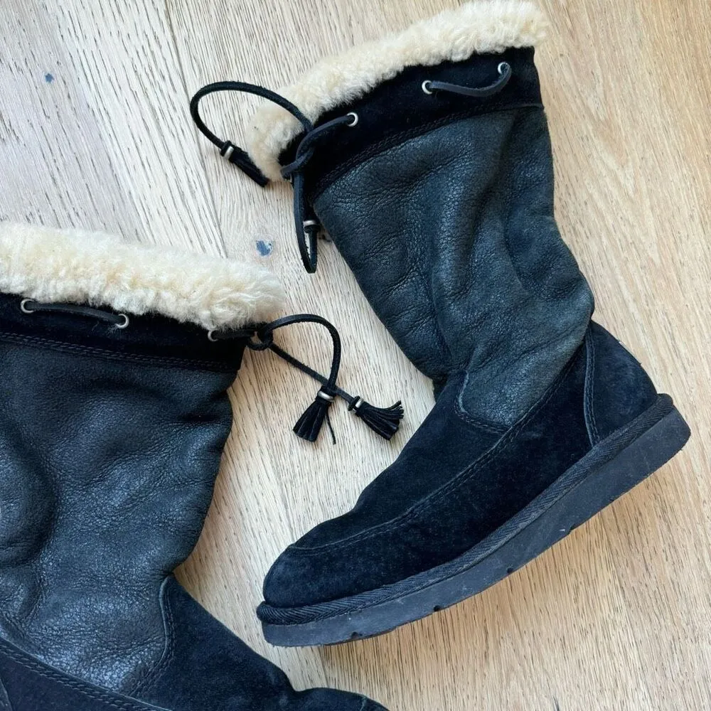 Ugg suburb Tassle size 6 shoes black sheepskin shearling lined winter boots - Image 3