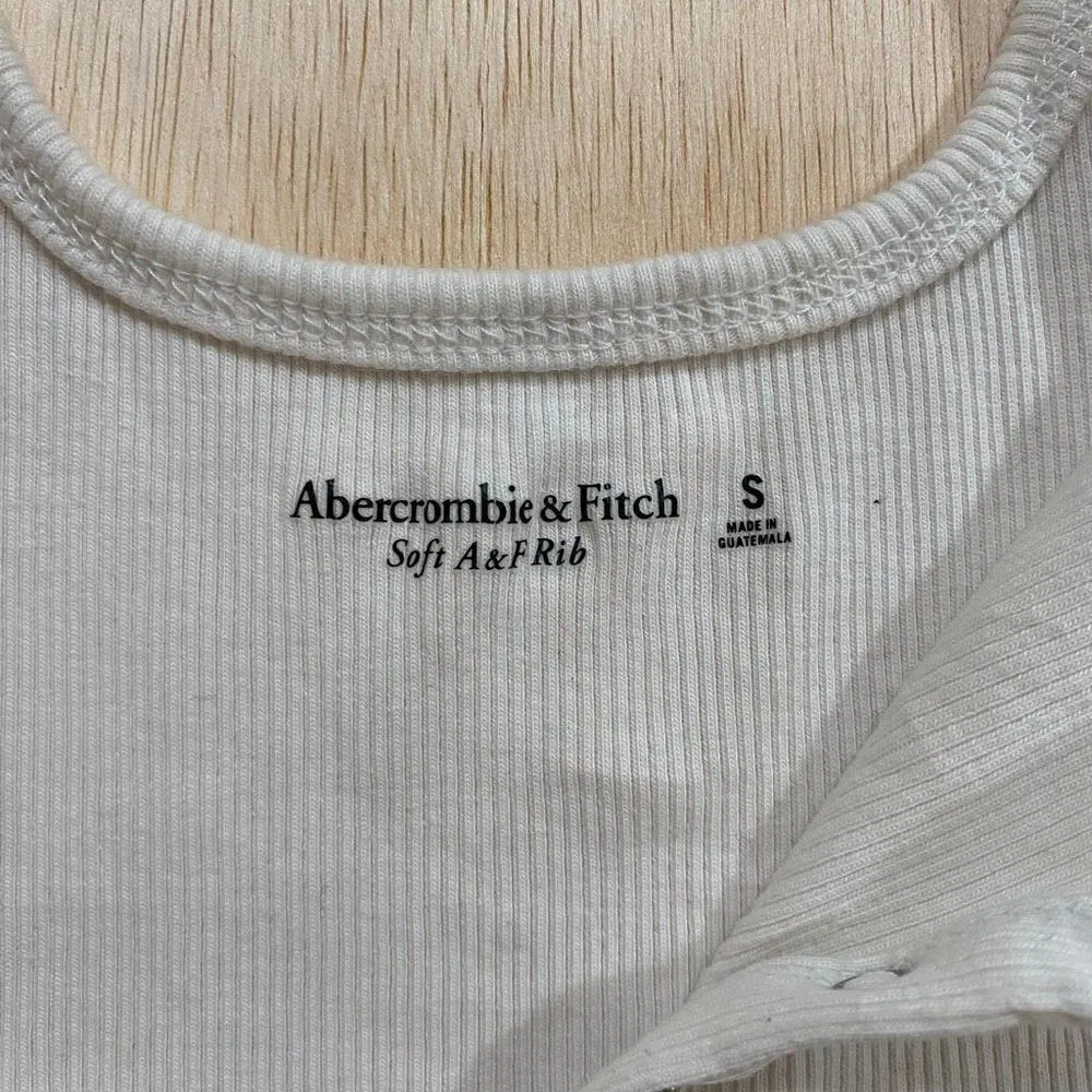 Abercrombie & Fitch White Ribbed Henley Tank Top Women’s Size S - Image 3
