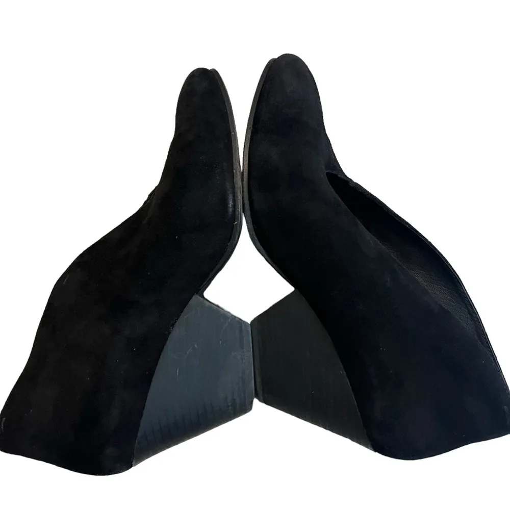 EILEEN FISHER Iman Black Suede Split Front Ankle Boots, Sz 8 - Image 9