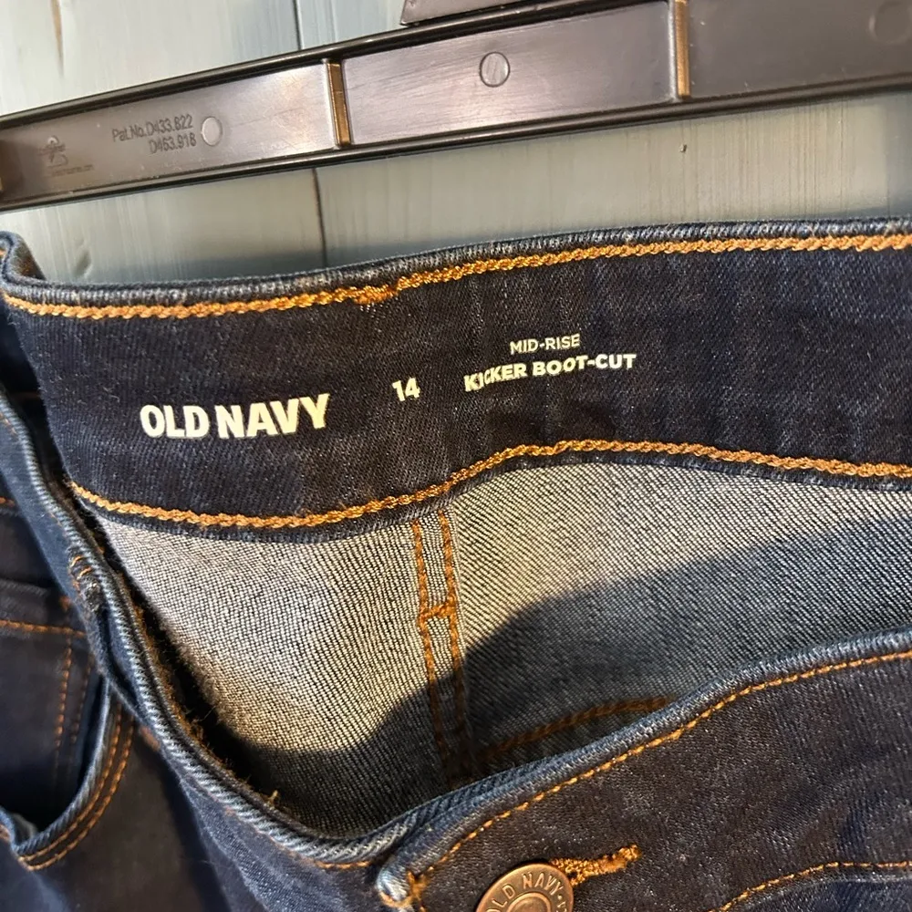 Old Navy Women’s Kicker Boot-Cut Mid Rise Size 14 Dark Wash Stretch Blue Jeans - Image 2