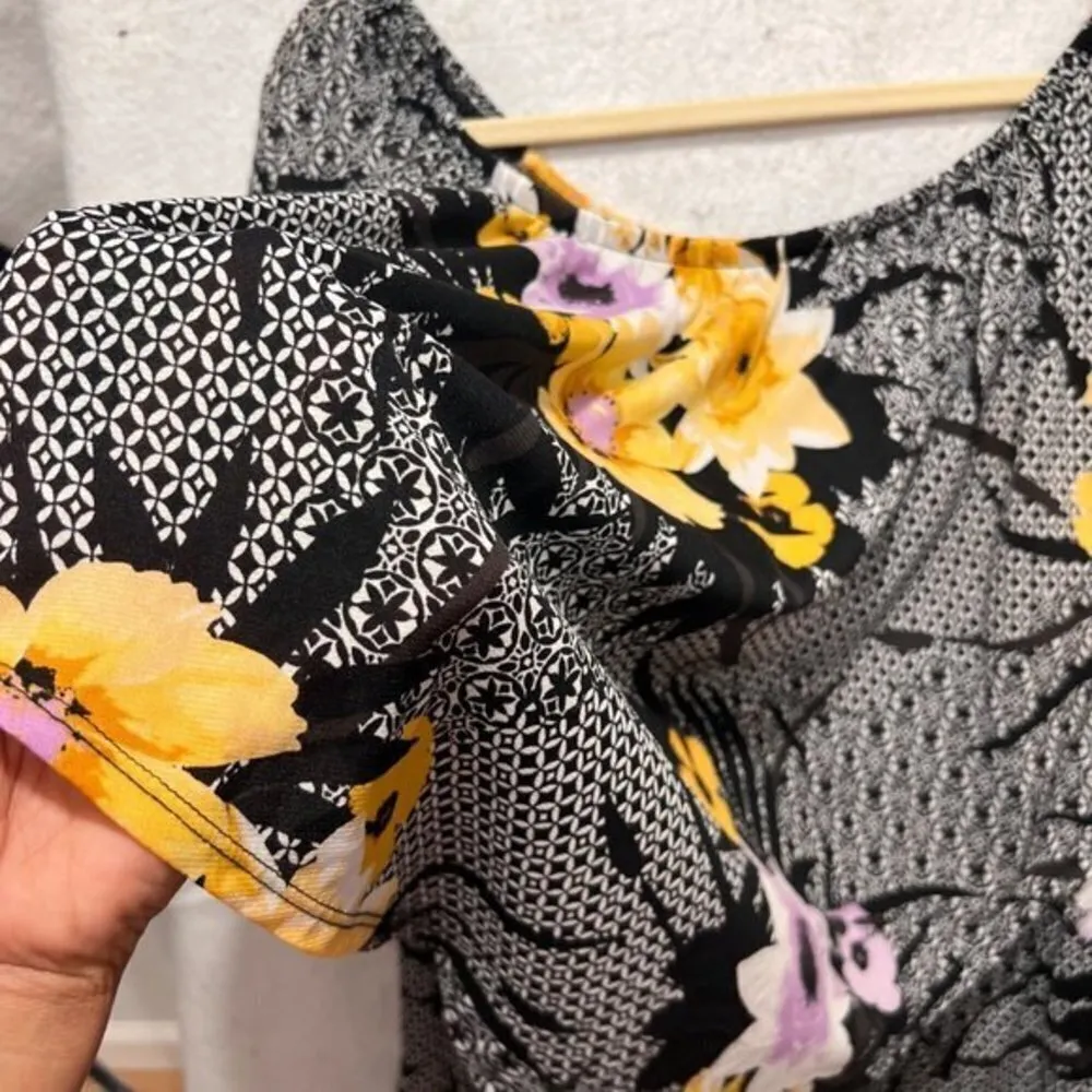 Thalia‎ Sodi Womens Tops Size L Floral Ruffle Layered Off The Shoulder - Image 3