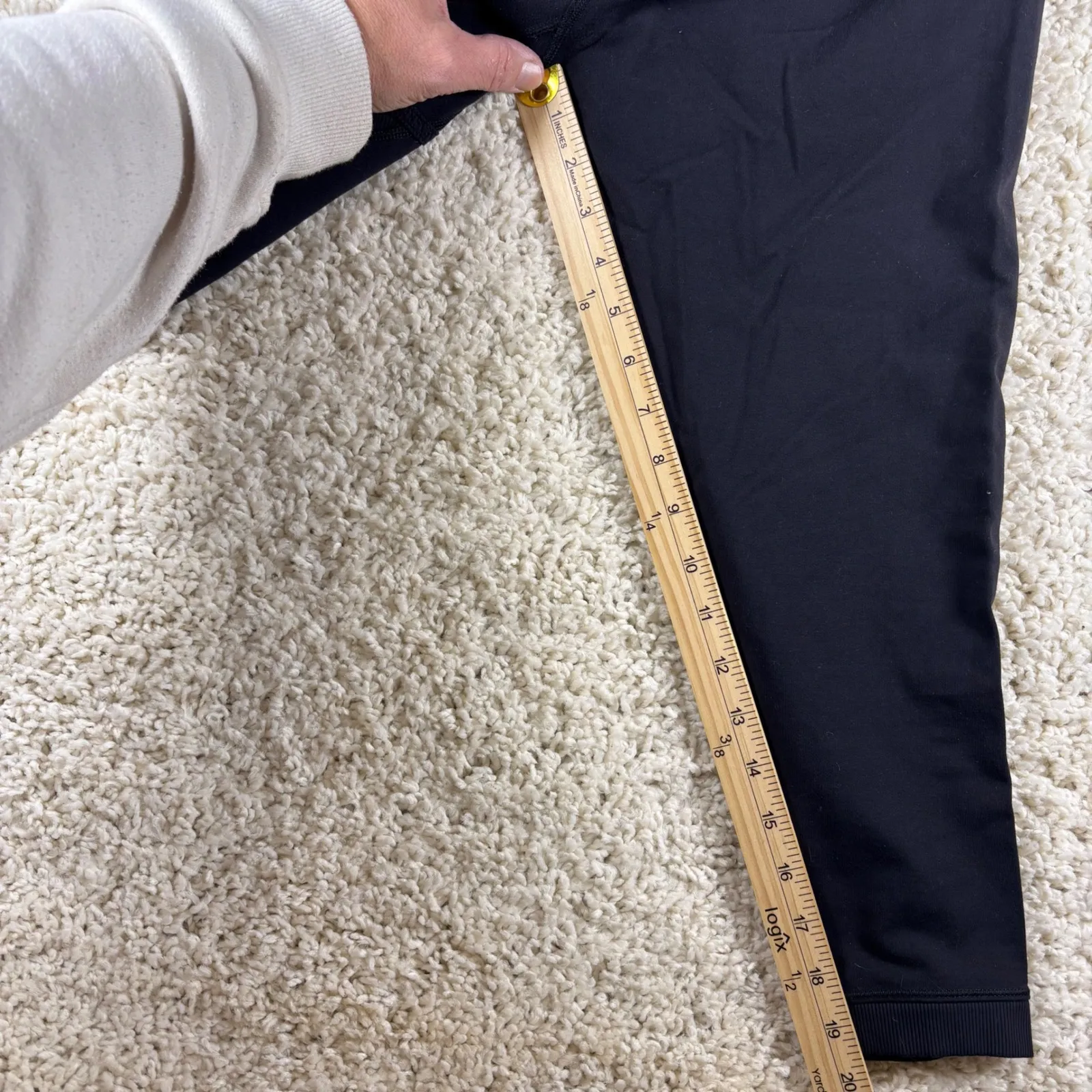 Lululemon Black Align High Rise Crop Leggings Women's Size 6 Athleisure - Image 6